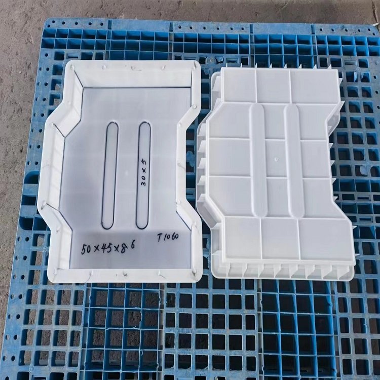 水溝蓋板塑料模具與直徑60厘米水渠蓋板塑料模盒 盛銳護(hù)坡模具的應(yīng)用與優(yōu)勢